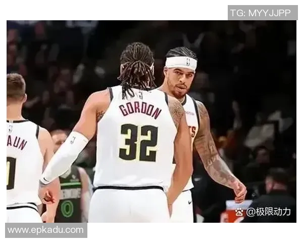 2017年掘金与勇士激战回顾：一场精彩绝伦的季后赛对决