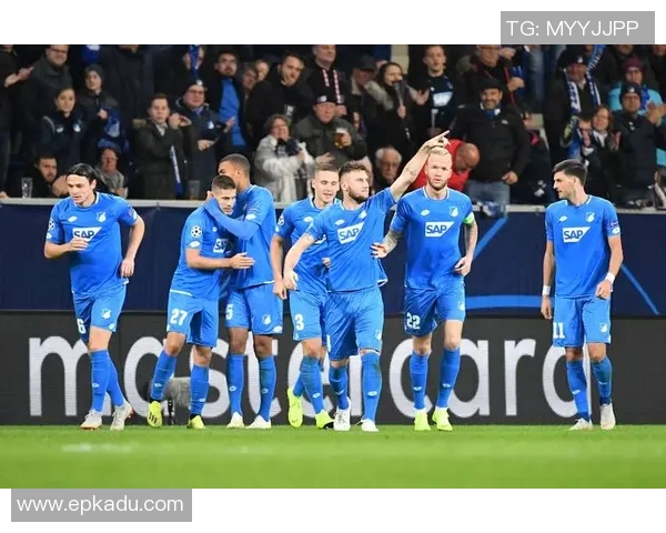 奥雷布洛与天狼星的激烈对决揭示足球战术的较量与球队实力的碰撞