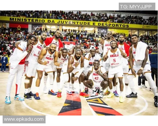 中国蓝男队迎战安哥拉队力争在国际赛场上再创佳绩